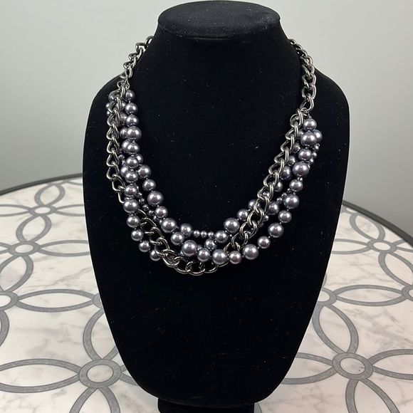 Statement Necklace - Picture 1 of 4